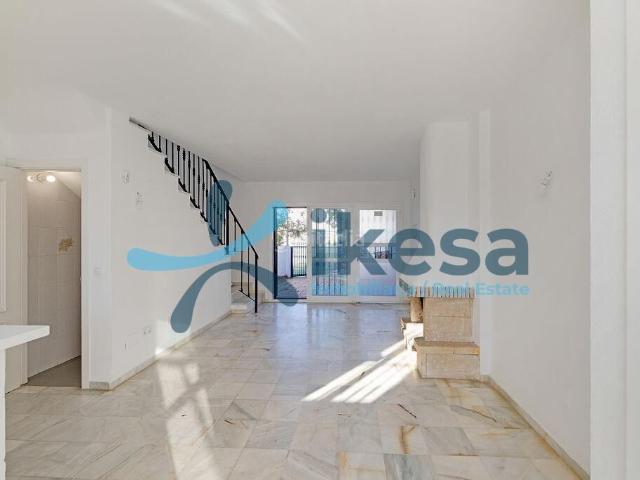 Casa adosada en venta en Marbella, Reserva de Marbella. Venta de Casa Adosada en Marbella, Málaga. Casas adosadas.