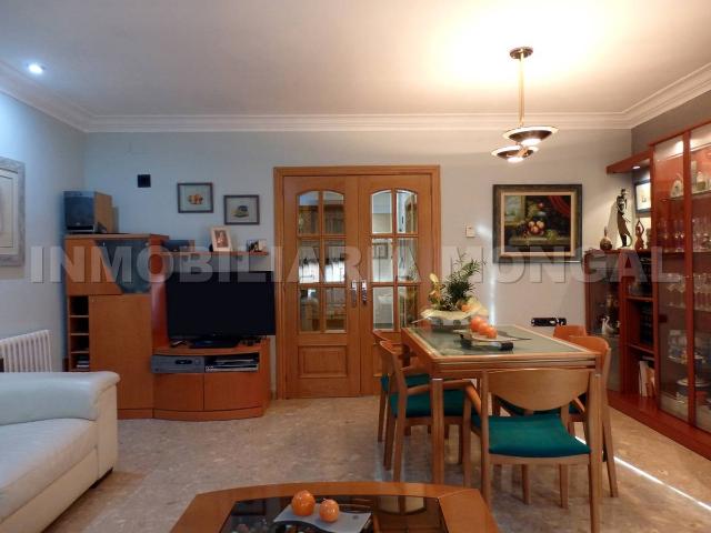 Casa adosada en Venta en Marianao