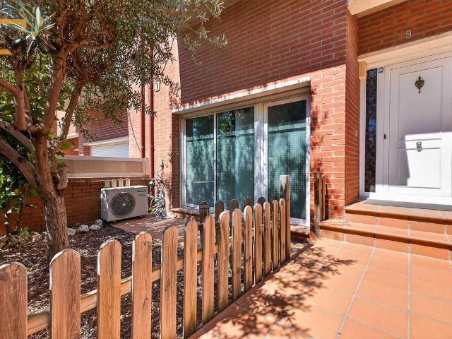 Casa adosada en Venta en Martorell