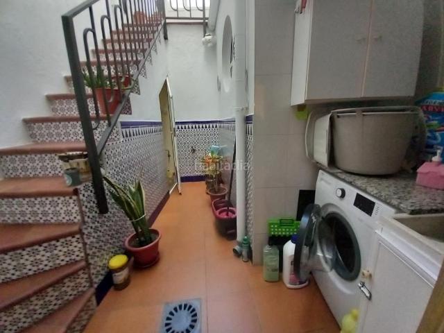 Casa adosada en venta en Martos. CASA CON GARAJE Y TERRAZAS. Casas adosadas.