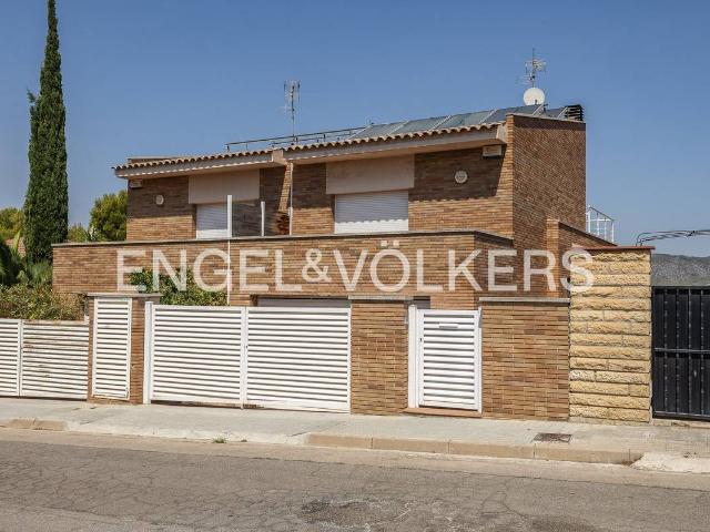 Casa adosada en Venta en Mas d'En Serra Els Cards