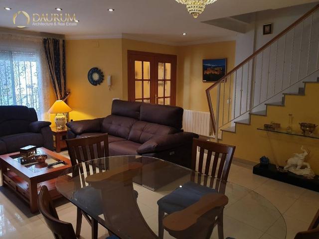 Casa adosada en Venta en Massamagrell