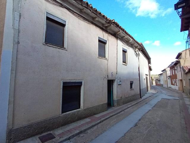 Casa adosada en Venta en Medina de Rioseco