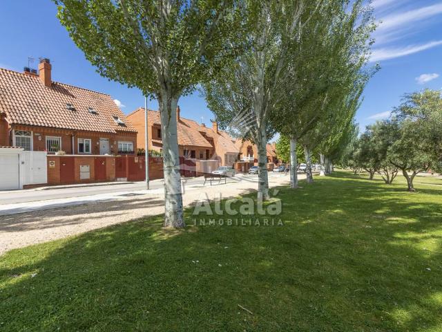 Casa adosada en Venta en Mejorada del Campo