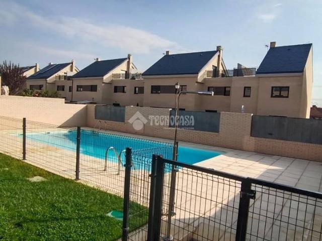 Casa adosada en Venta en Mejorada del Campo
