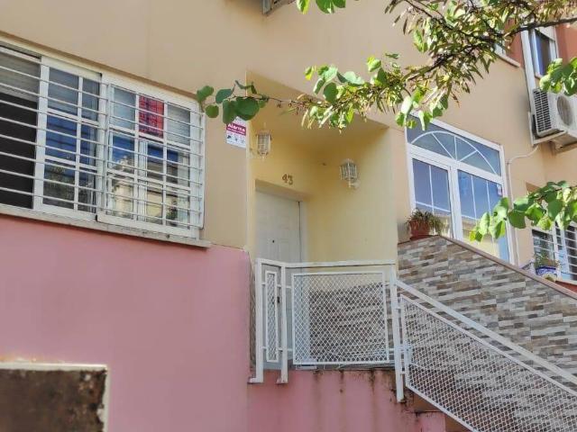 Casa adosada en Venta en Mejostilla