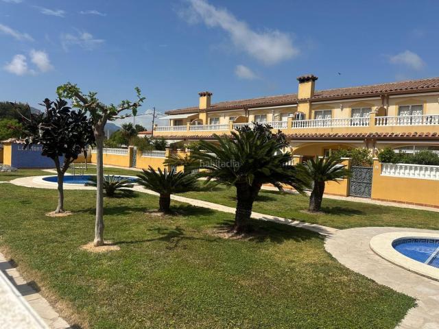 Casa adosada en venta en Miami Platja, Centre Costa Dorada. Espectacular adosado en centro de Miami Playa con licencia turistica!. Casas adosadas Miami.