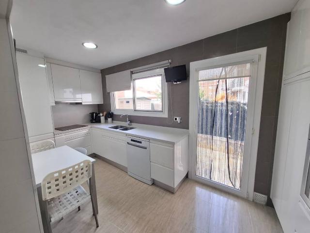 Casa adosada en Venta en Migjorn