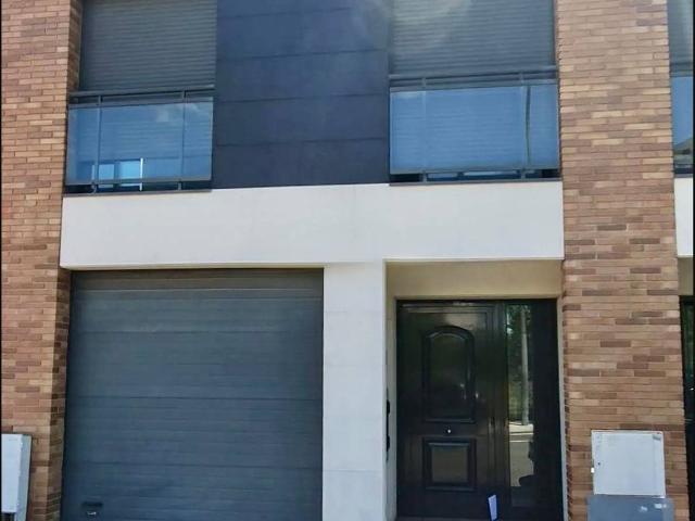 Casa adosada en Venta en Migjorn