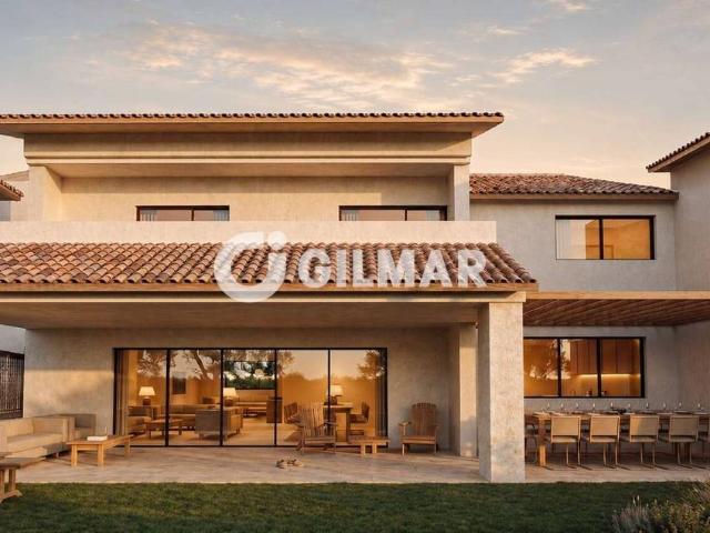 Casa adosada en Venta en Mirasierra