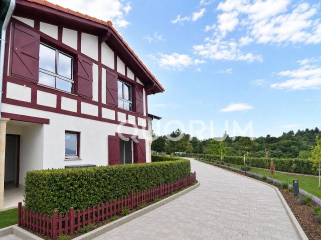 Casa adosada en venta en Mungia. FANTÁSTICO ADOSADO A ESTRENAR EN LAUKARIZ. Casas adosadas.