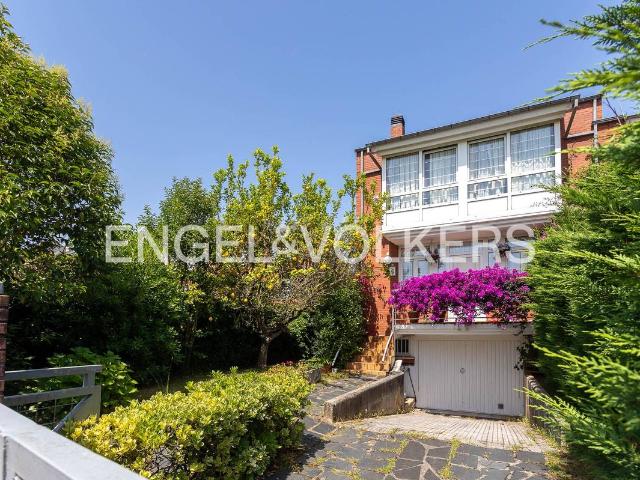 Casa adosada en Venta en Muriedas