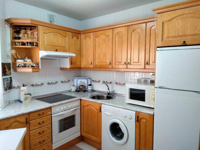 Casa adosada en Venta en Navacepedilla de Corneja