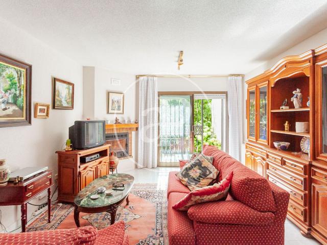 Casa adosada en venta en Navacerrada. Adosado en venta en Navacerrada. Casas adosadas.