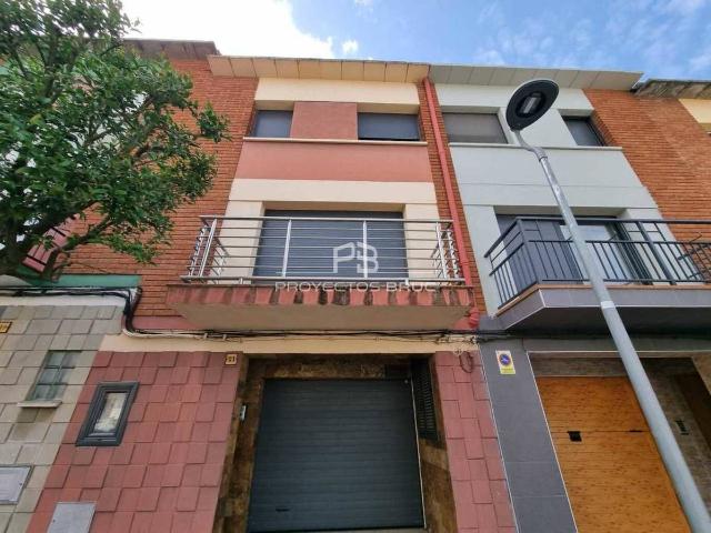 Casa adosada en Venta en Navarcles