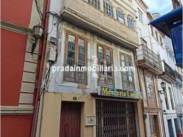 Casa adosada en venta en Navia