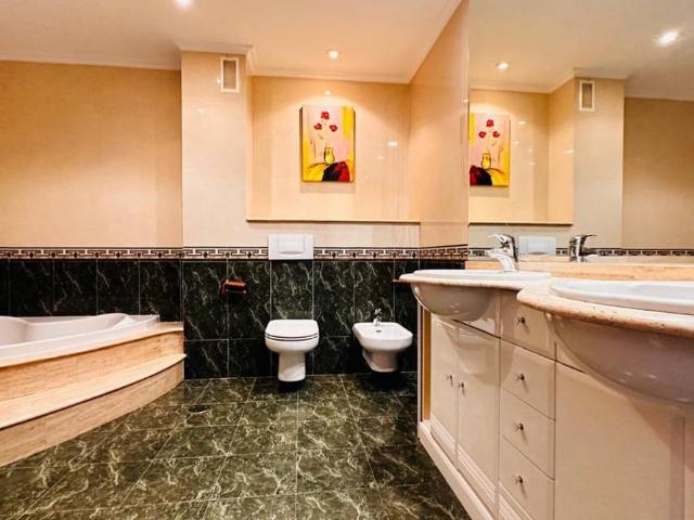 Casa adosada en Venta en Nigrán centro