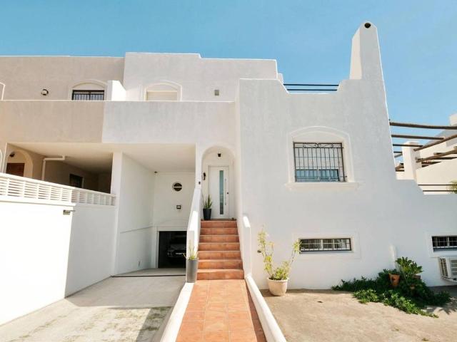 Casa adosada en Venta en Níjar pueblo