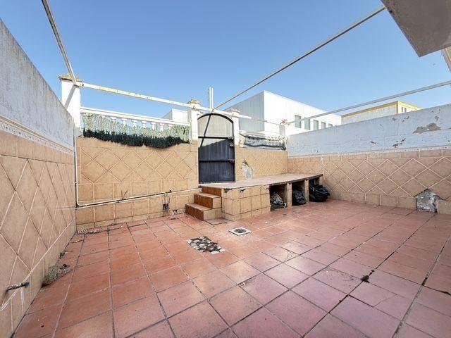Casa adosada en Venta en Núcleo urbano