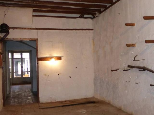 Casa adosada en Venta en Nucli Urbà