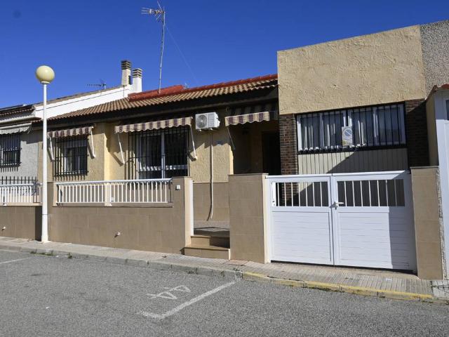 Casa adosada en Venta en Nueva Cartagena