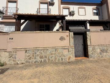 Casa adosada en Venta en Soto de Real Villamaruja