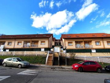 Valdecilla, Medio Cudeyo, Cantabria - Balcón