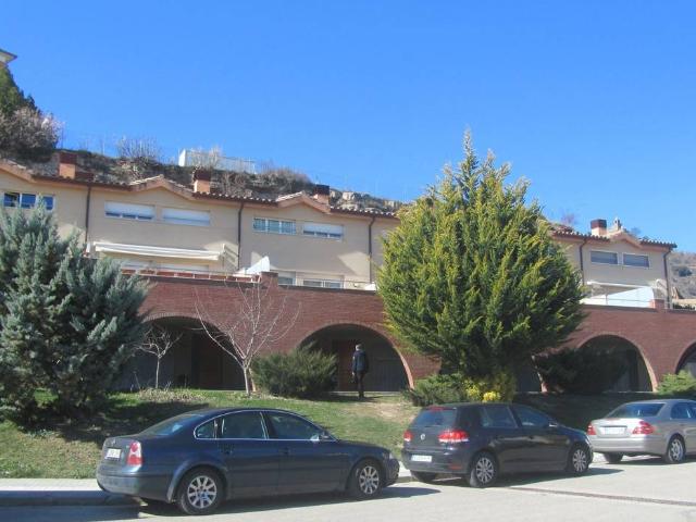 Casa adosada en Venta en Solsona