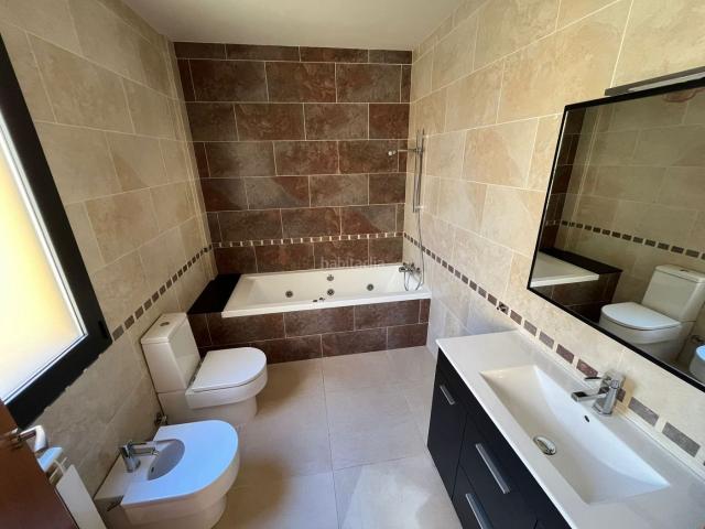 Casa adosada en venta en Solsona. Casa adosada en venta en Solsona Cabana d´en Geli. Casas adosadas.