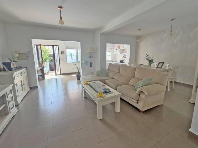 Casa adosada en Venta en Solymar