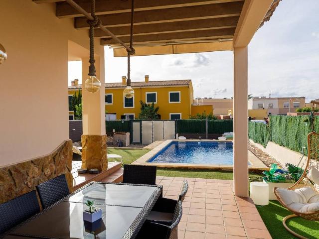 Casa adosada en Venta en Sa Torre