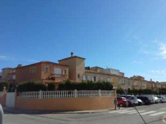 Casa adosada en Venta en Sa Torre