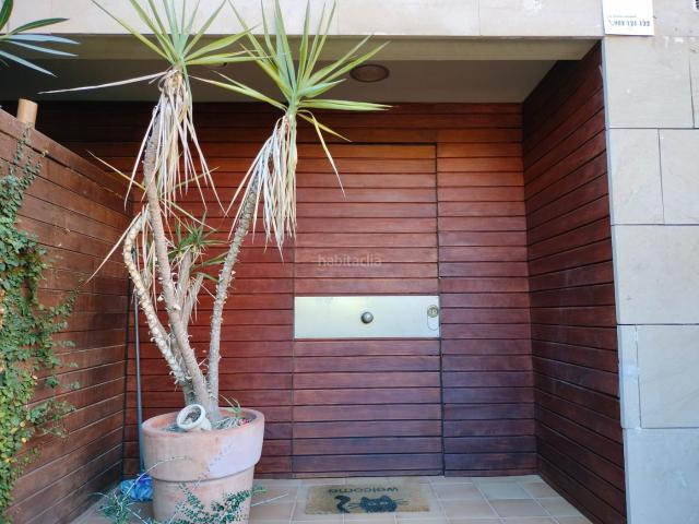 Casa adosada en venta en Sabadell, Can Llong. Espectacular Casa en Sabadell Nord con Gran Terraza y Parking!. Casas adosadas.