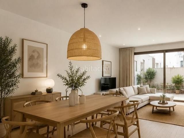 Casa adosada en venta en Sabadell, Centre. Casa + Solar adyacente edificable en Sabadell Centro Ideal promotores o reforma integral. Casas adosadas.