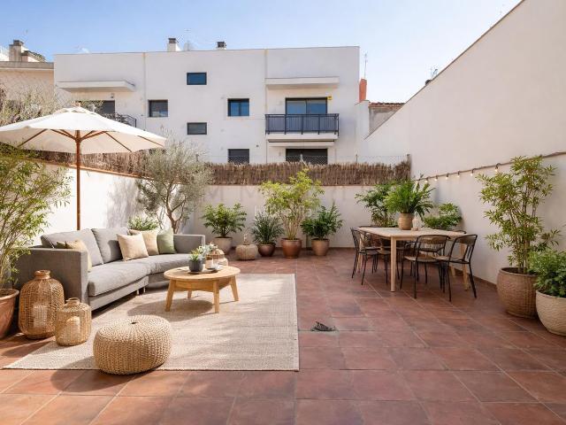 Casa adosada en venta en Sabadell, Centre. Casas adosadas.