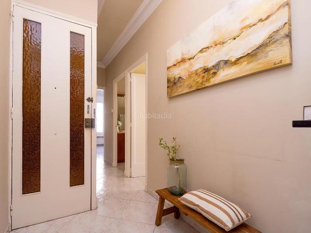 Casa adosada en venta en Sabadell, Creu Alta. CASA ADOSADA ESQUINERA EN UNA DE LAS MEJORES ZONAS DE LA CREU ALTA SABADELL. Casas adosadas.