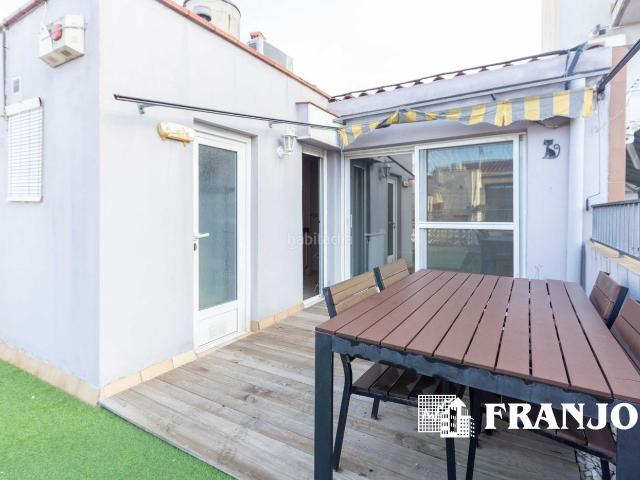 Casa adosada en venta en Sabadell, Creu de Barberà. FRANJO S.A vende CASA ADOSADA con 10m de FACHADA y garaje de 240 m2. Ubicado en La Creu de Barberà en Sabadell. Casas adosadas.
