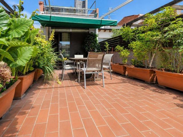 Casa en venta en Sabadell, Creu de Barberà. Casa de 242 m2 en excelente estado. Casas.