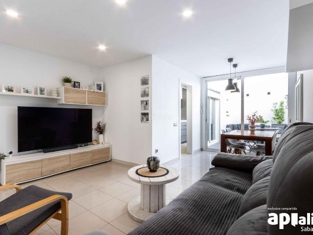 Casa adosada en venta en Sabadell, Gràcia. Casa Reformada en Gràcia, Sabadell. Casas adosadas.