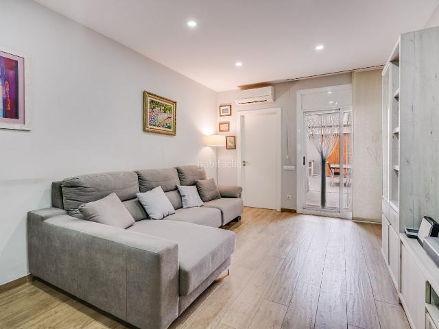 Casa adosada en venta en Sabadell, Gràcia. Casas adosadas.