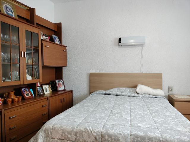 Casa adosada en venta en Sabadell, Torrent del Capellà. Casa con gran potencial en Torrent del Capellà Sabadell. Casas adosadas.