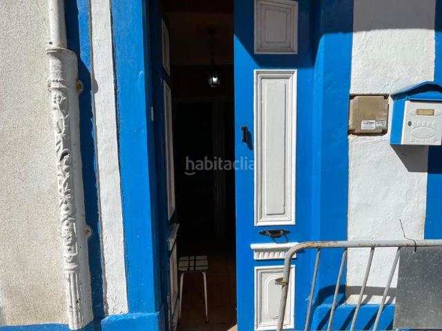 Casa adosada en venta en Sada. Casa adosada para reformar a 300 metros de la playa de Sada!. Casas adosadas.
