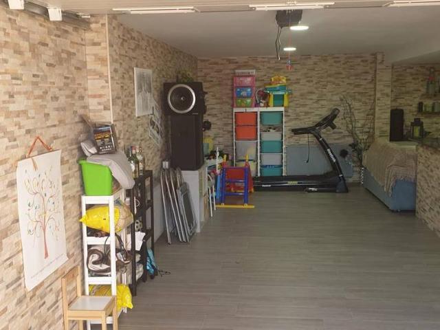 Casa adosada en Venta en Saelices