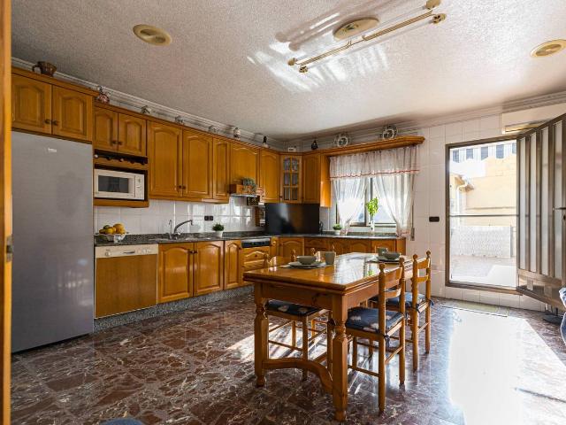 Casa adosada en Venta en Sagrado Corazón