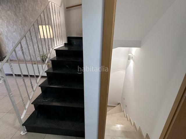 Casa adosada en venta en Sagunt, Nuevo Centro. Casas adosadas.