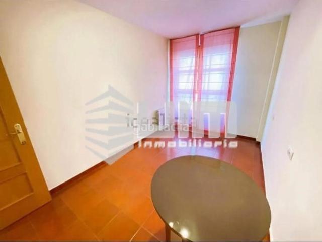 Casa adosada en venta en Sagunt, Nuevo Centro. Ref 29147ADOSADO SEMINUEVO EN VENTA EN PUERTO DE SAGUNTO, DE 137 m, 4 HABITACIONES, 3 BAÑOS, 2 TERRAZAS DE 30 y 20 m, ORIENTACI. Casas adosadas.