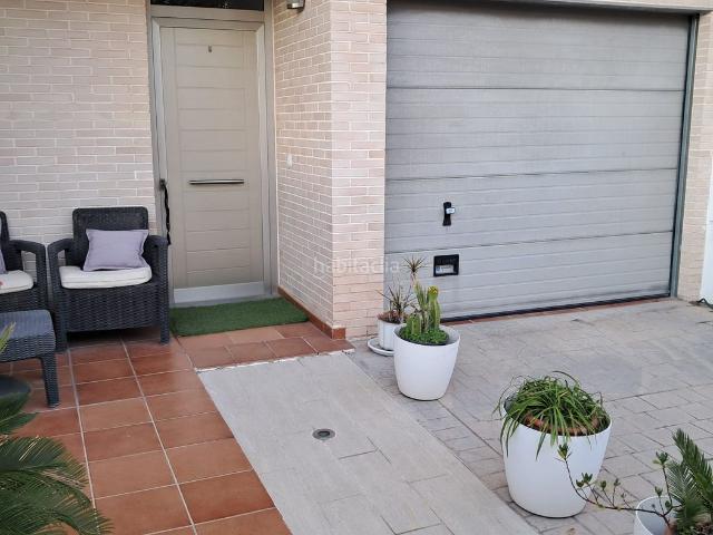 Casa adosada en venta en Sagunt, Nuevo Centro. CHALET ADOSADO EN PUERTO DE SAGUNTO. Casas adosadas.