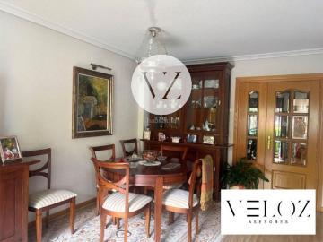 Casa adosada en venta en Salamanca, San Bernardo. en Salamanca. Casas adosadas.