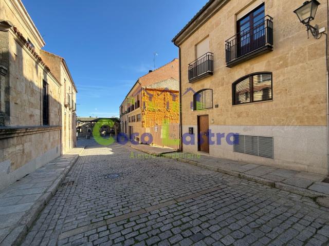 Casa adosada en venta en Salamanca, Universidad Tenerías. Casas adosadas.