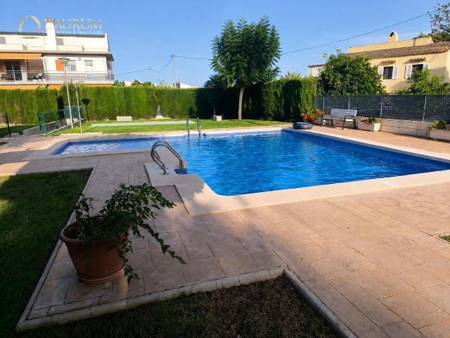 Casa adosada en Venta en Salafranca Lloixa